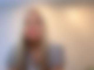 AdrienneHafenbrack's Live Sex Cam Show