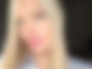 Live cam show with AdrienneHafenbrack - Petite on sexytreat.net