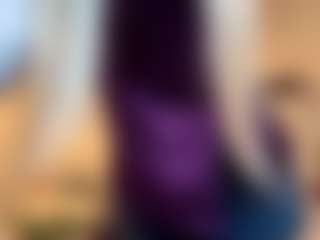 AdrienneHafenbrack's Live Sex Cam Show