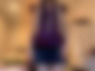 Live cam show with AdrienneHafenbrack - Middle Aged on justonemore.cc