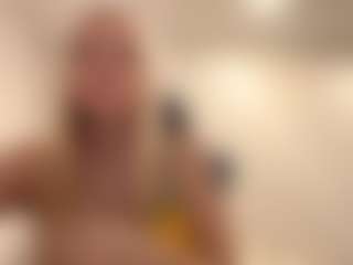Live cam show with AdrienneHafenbrack - Foot Fetish on milfzrlive.com