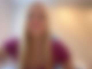 AdrienneHafenbrack's Live Sex Cam Show