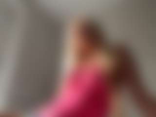 Live cam show with AdrienneHafenbrack - Ass Clapping on Chatstar