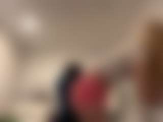 AdrienneHafenbrack's Live Sex Cam Show
