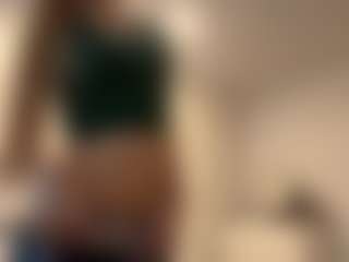 Live cam show with AdrienneHafenbrack - Bedroom on crypto-cams