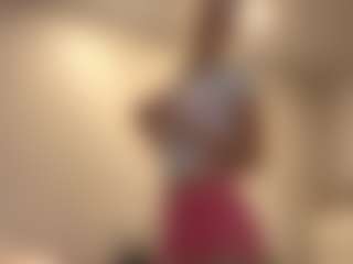 Live cam show with AdrienneHafenbrack - Normal on TeamSkeetLive