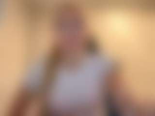 Live cam show with AdrienneHafenbrack - College on CamwithHer