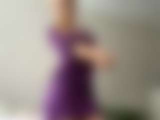 Live cam show with AdrienneHafenbrack - Middle Aged on SpankPalCams