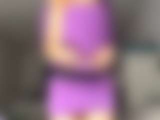 Live cam show with AdrienneHafenbrack - Middle Aged on SpankPalCams