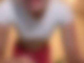Live cam show with AdrienneHafenbrack - Blowjob on Hubzter Live