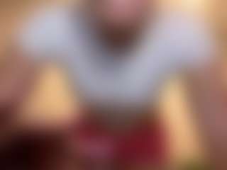 AdrienneHafenbrack's Live Sex Cam Show
