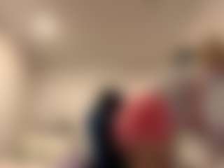 AdrienneHafenbrack's Live Sex Cam Show