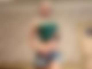 Live cam show with AdrienneHafenbrack - Skinny MILF on hrnylive.com