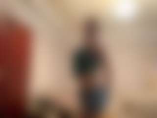 Live cam show with AdrienneHafenbrack - Athletic MILF on Camming Site