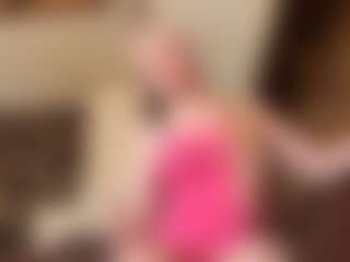 Live cam show with AdrienneHafenbrack - College MILF on Dare Cams