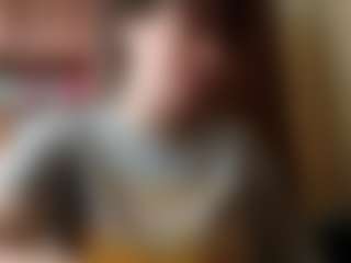 Live cam show with AlbertSchiesser - Joi on testsause.com