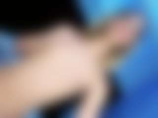 Live cam show with AngeliCute - Average on Pornisteam.com