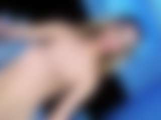 Live cam show with AngeliCute - Small Tits on Pornisteam.com
