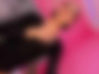 Live cam show with AngeliCute - Average on StripNow