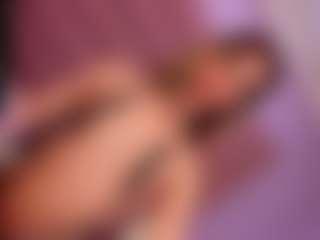 Live cam show with AngeliCute - Smoking on sexylive.show