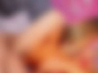 Live cam show with AngeliCute - Average on Camsoda