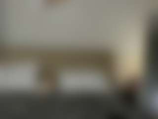 Ari's Live Sex Cam Show