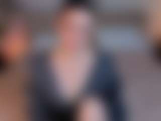 Live cam show with Ari - Sweet on Cam Slut