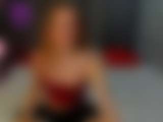Live cam show with Ari - Bedroom on TeamSkeetLive