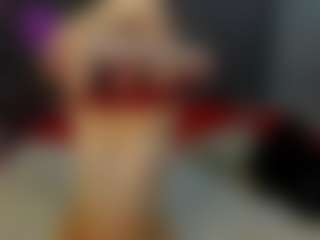 Live cam show with Ari - Sweet on CamwithHer