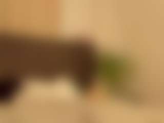 Live cam show with Ari - Doggy on Stripli.com