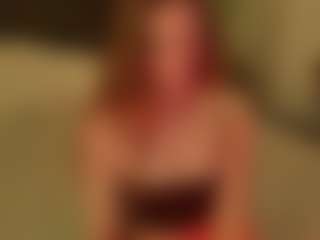 Live cam show with Ari - French on Camsoda | united states
