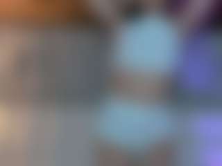 Astrid-Velle's Live Sex Cam Show