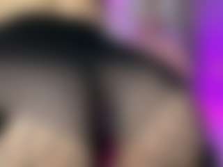Astrid-Velle's Live Sex Cam Show