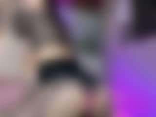 Astrid-Velle's Live Sex Cam Show