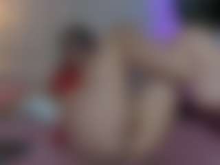 Astrid-Velle's Live Sex Cam Show