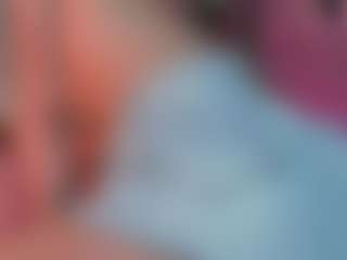 Astrid-Velle's Live Sex Cam Show