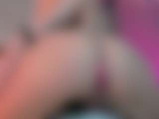 Astrid-Velle's Live Sex Cam Show