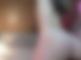 Astrid-Velle's Live Sex Cam Show