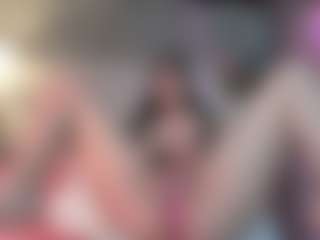 Astrid-Velle's Live Sex Cam Show