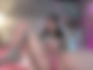 Astrid-Velle's Live Sex Cam Show