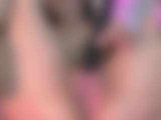 Astrid-Velle's Live Sex Cam Show