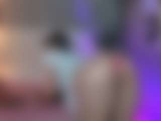 Astrid-Velle's Live Sex Cam Show