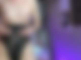 Astrid-Velle's Live Sex Cam Show