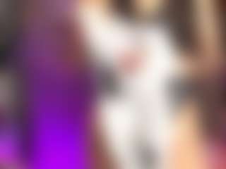 Astrid-Velle's Live Sex Cam Show
