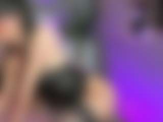 Astrid-Velle's Live Sex Cam Show