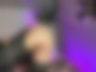Astrid-Velle's Live Sex Cam Show