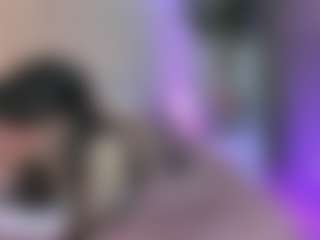 Astrid-Velle's Live Sex Cam Show