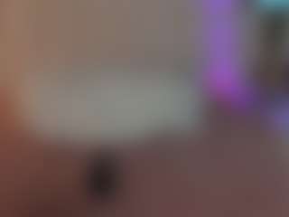 Astrid-Velle's Live Sex Cam Show