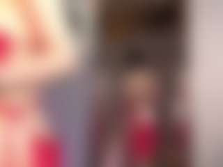 Live cam show with Astrid-Velle - Gagging on realtime-chat