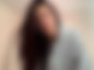 Live cam show with BertaMoschetto - Moaning on livesuperchat.net